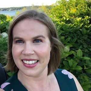 Meet your Posher, Deborah